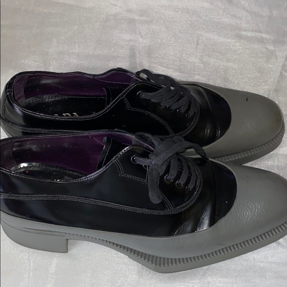 Prada - Picture 6 of 6